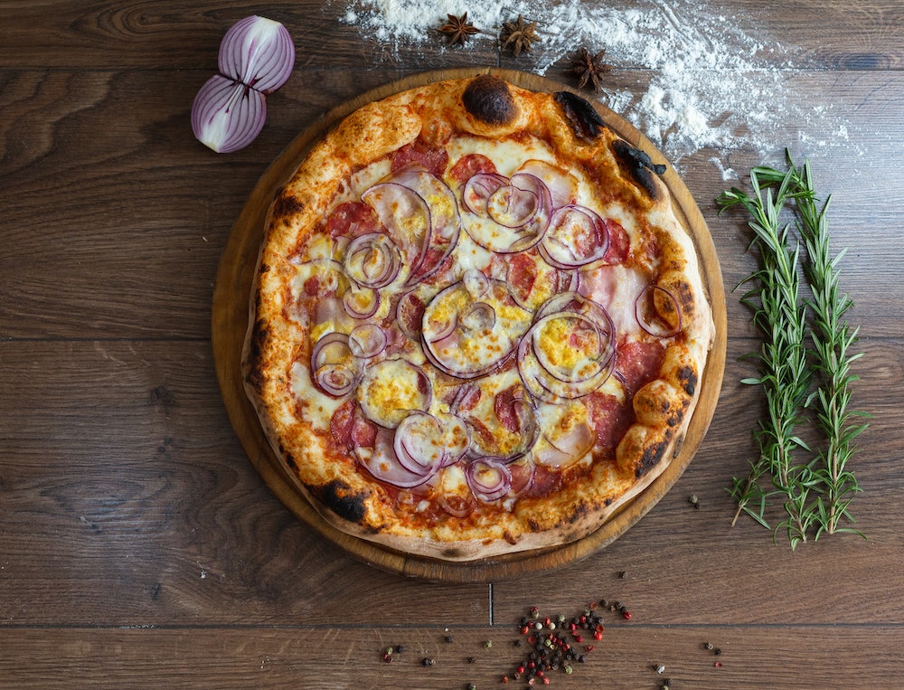 La montée en puissance des franchises de pizza : une réussite gustative et entrepreneuriale