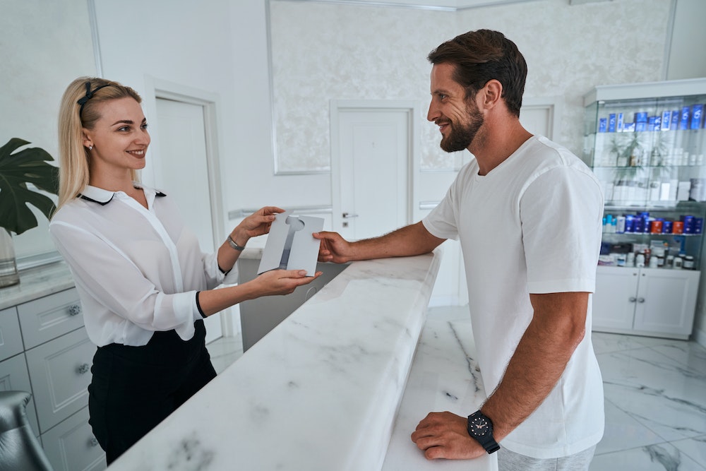 Cadeaux salariés : une pratique bénéfique pour l'entreprise et le bien-être des employés